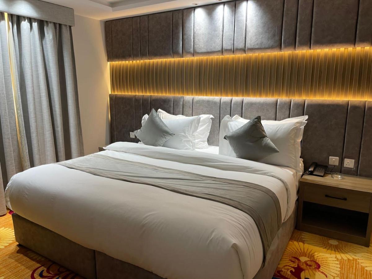Sweet Land Hotel Ум Ладж Екстериор снимка