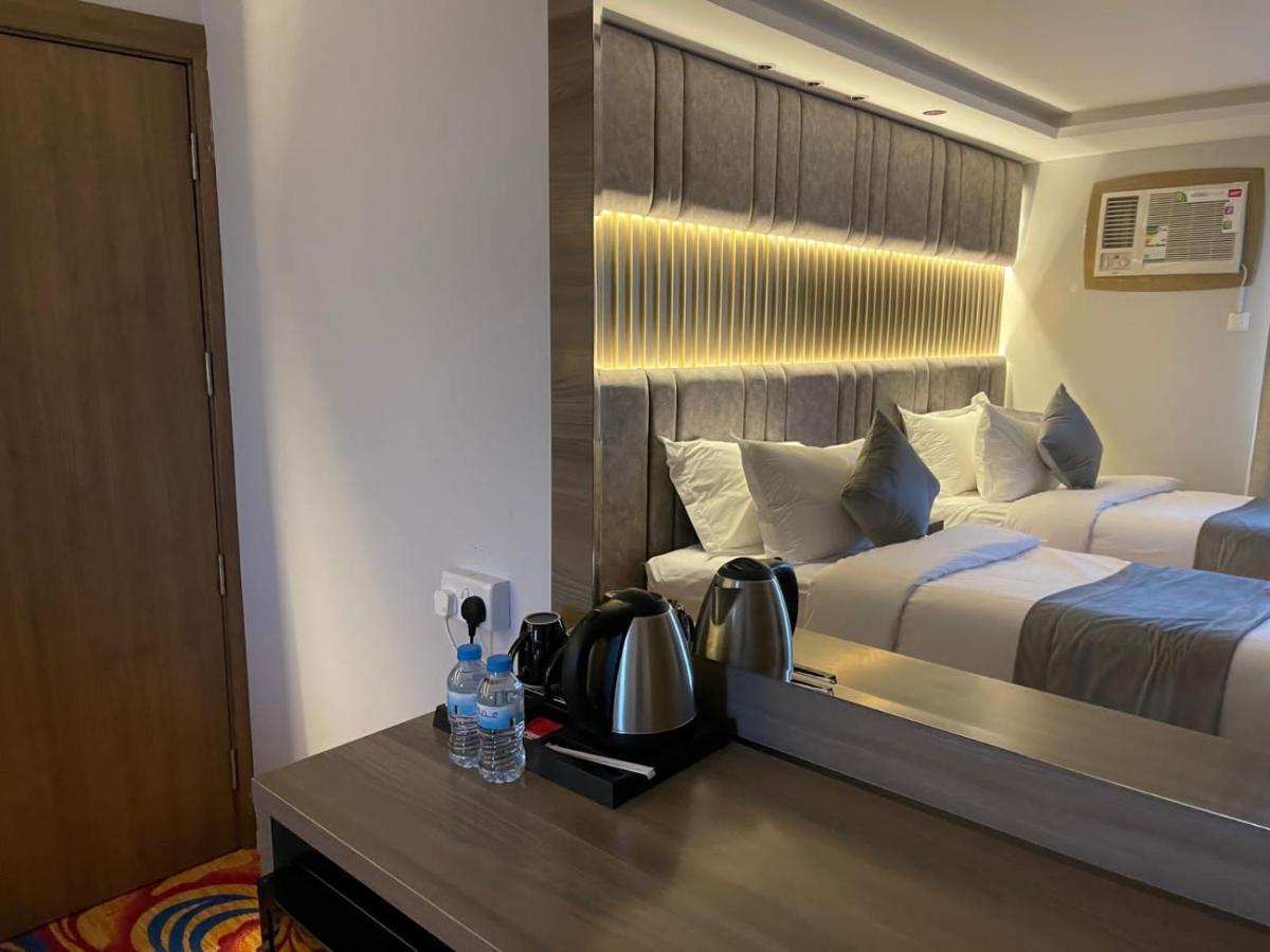 Sweet Land Hotel Ум Ладж Екстериор снимка