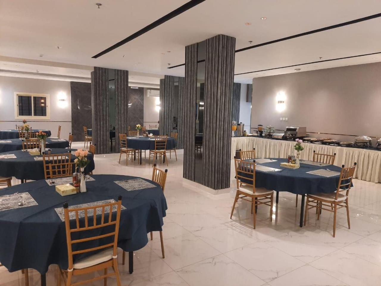 Sweet Land Hotel Ум Ладж Екстериор снимка