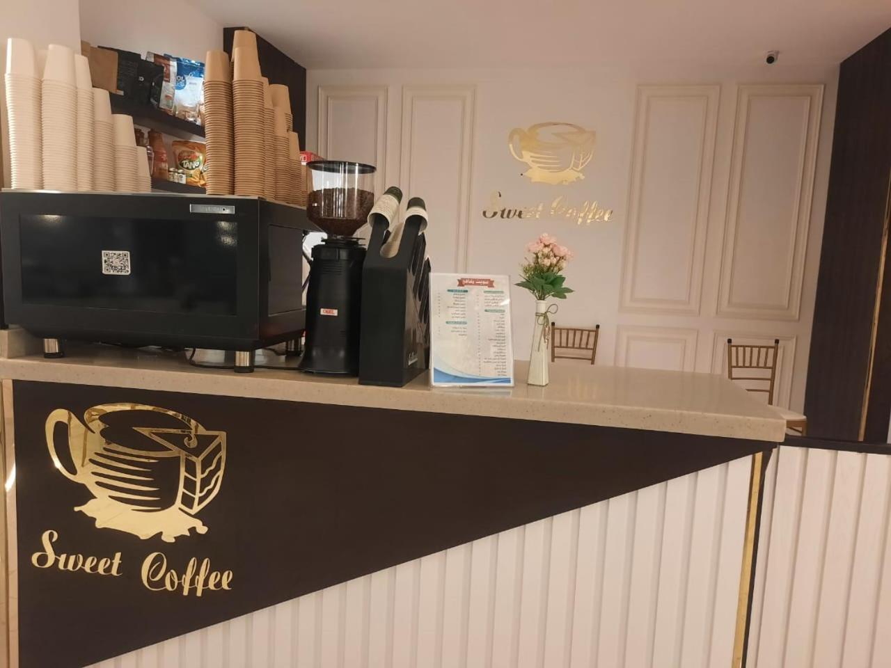Sweet Land Hotel Ум Ладж Екстериор снимка